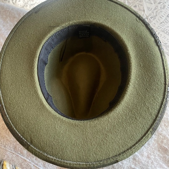 Custom hat - Picture 8 of 8